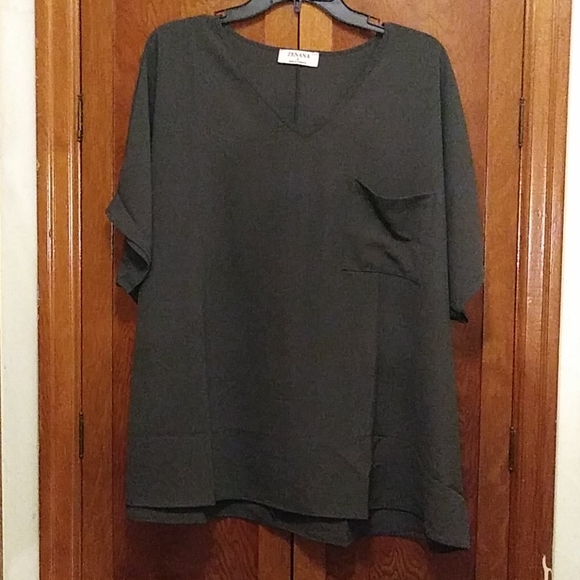 Zenana Top - Picture 1 of 1